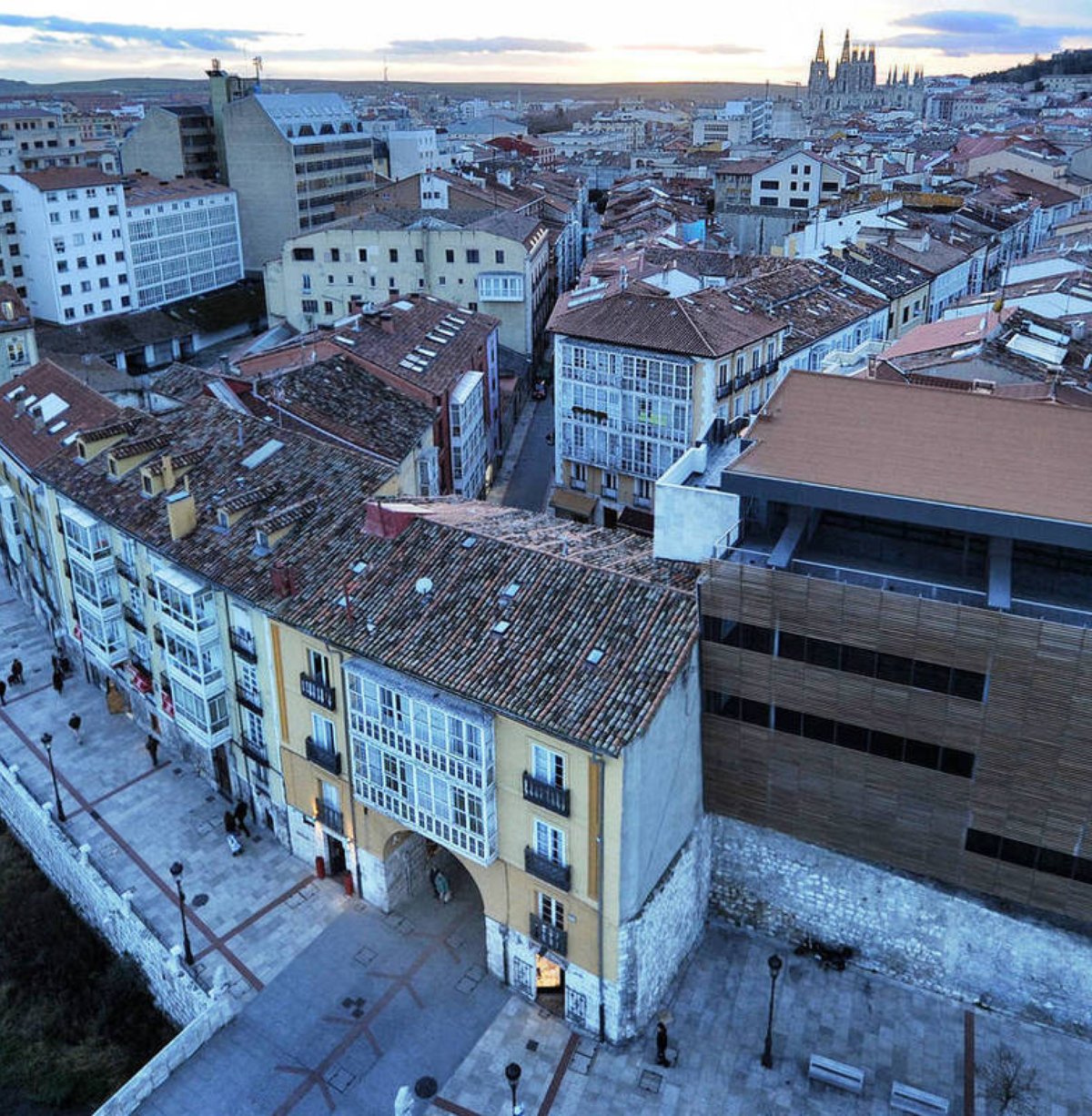 monumentosburgos005003.jpg
