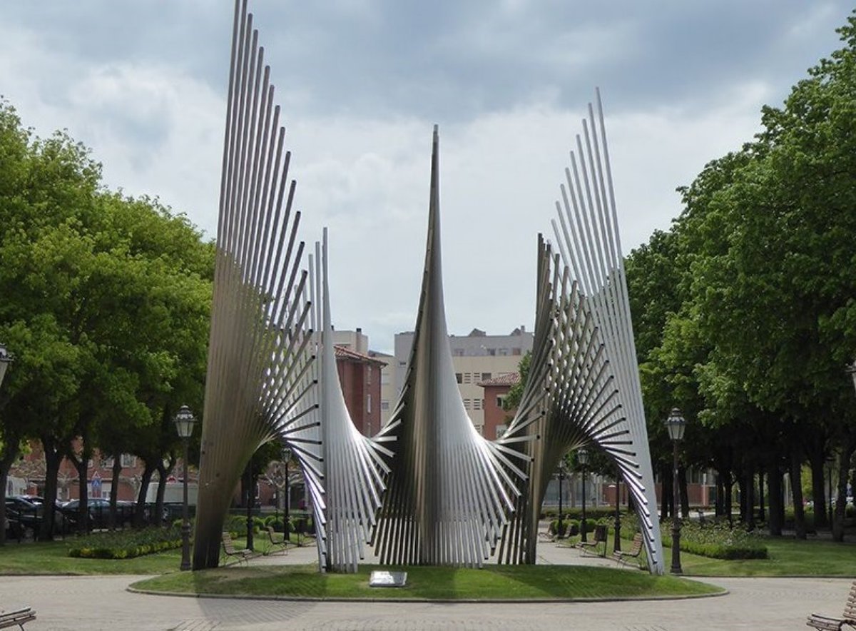 monumentosburgos033003.jpg
